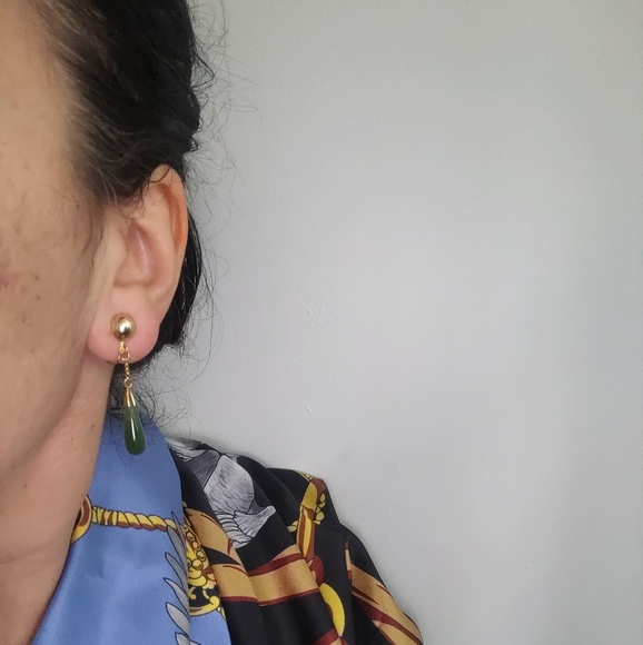 Vintage Genuine Jade Teardrop Earrings - Picture 4 of 14